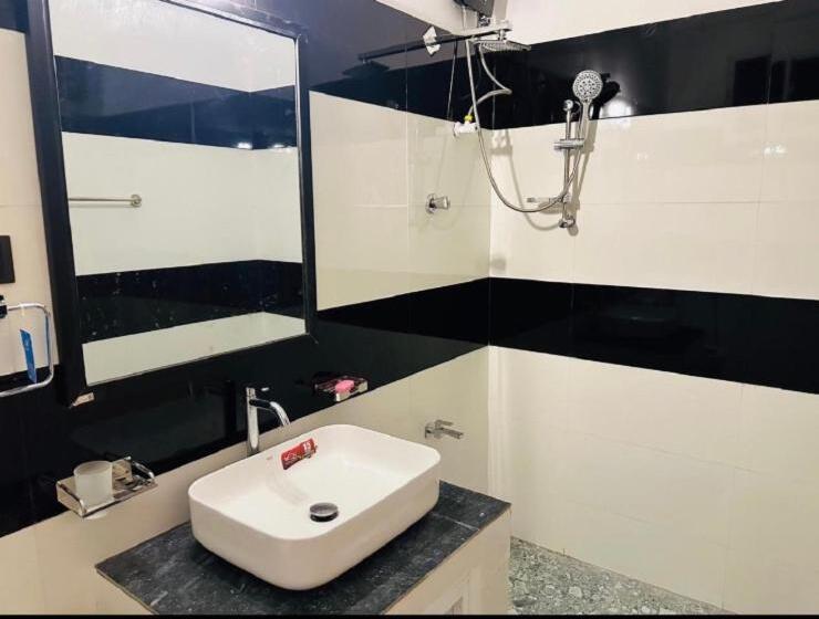 ペンション Sithumini Inn Guesthouse