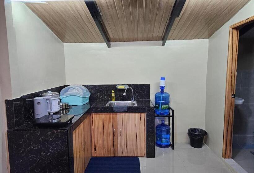 پانسیون The Catolico S Transient House