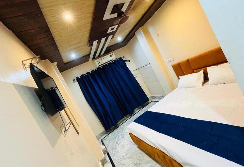 پانسیون The Kashidham P  Guest House