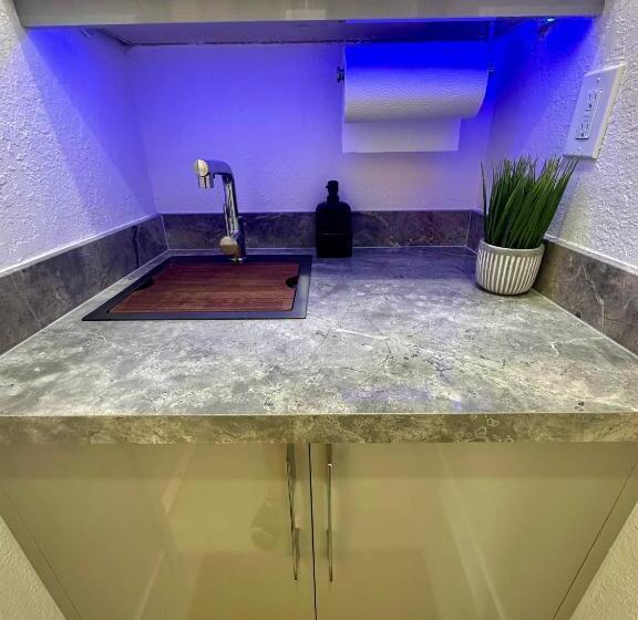 بنسيون Tropical Studio