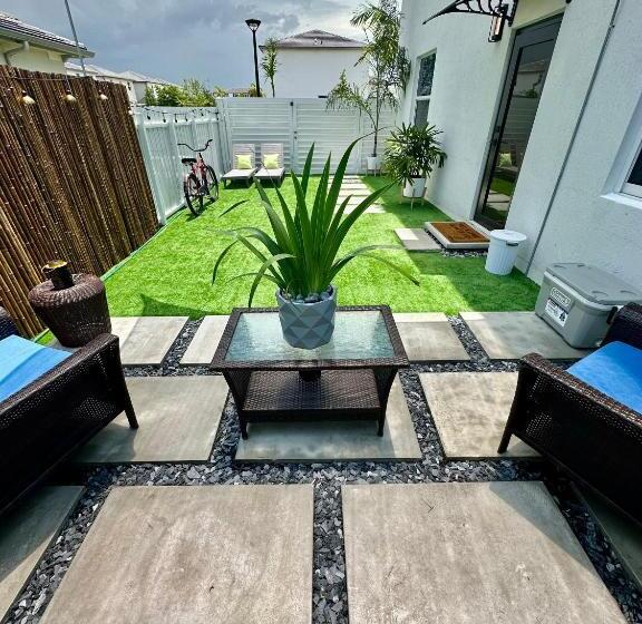 بنسيون Tropical Studio