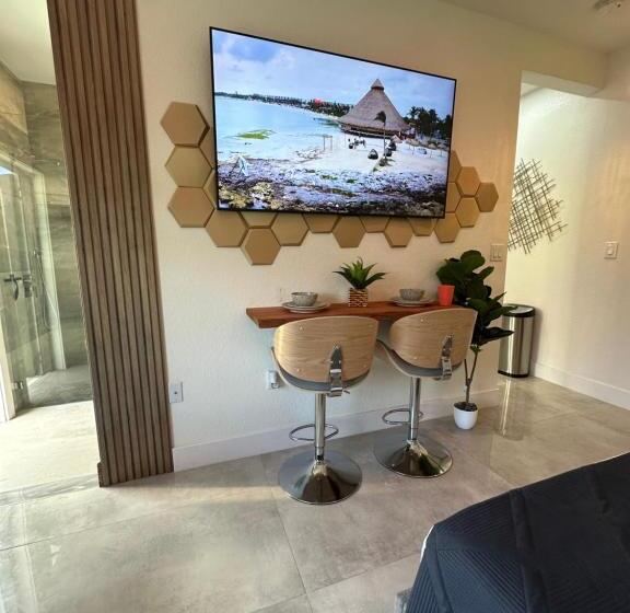 بنسيون Tropical Studio