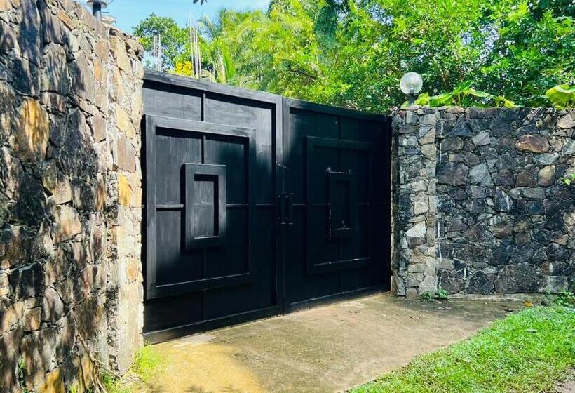 פנסיון Villa Del Mare