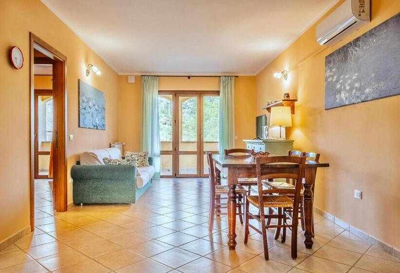 Residence With Thermal Pools In Sorano