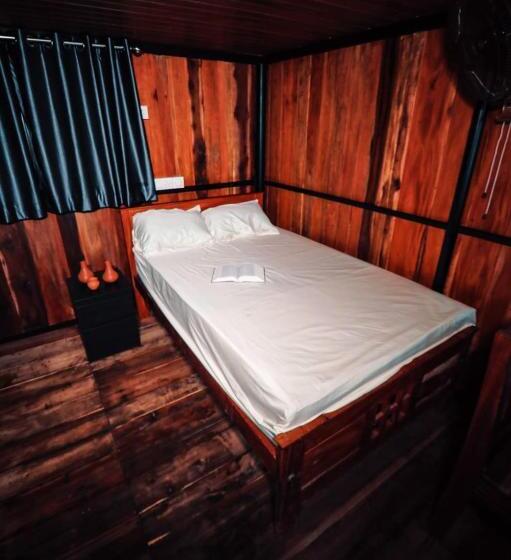 リゾートホテル Paithal Meadows