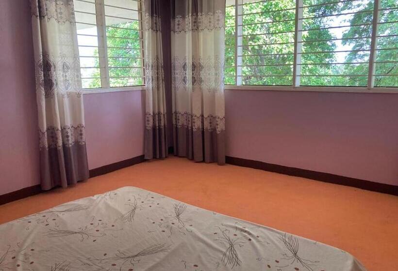 Rooms Available In Moshi Bed & Breakfast