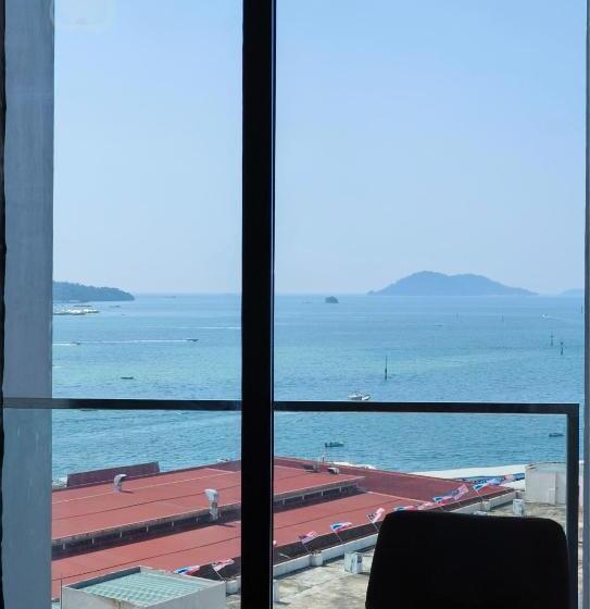 Studio Room With Balcony Seaview At The Shore Kk By Clover Home