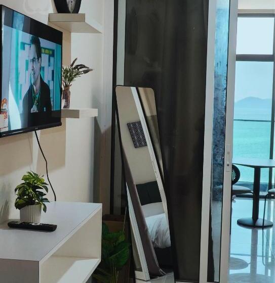 Studio Room With Balcony Seaview At The Shore Kk By Clover Home