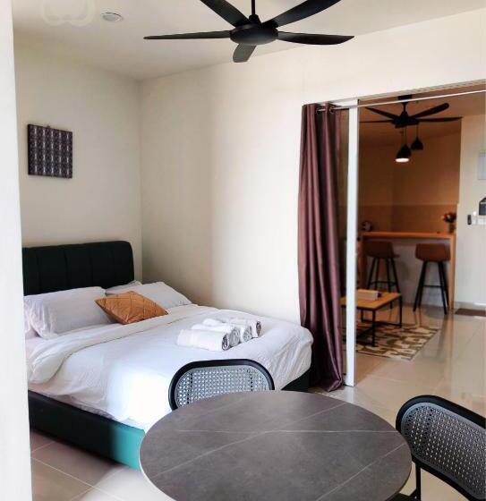 Studio Room With Balcony Seaview At The Shore Kk By Clover Home