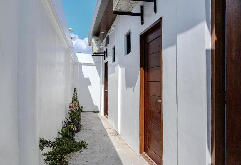 A Poolside Cafe Resort