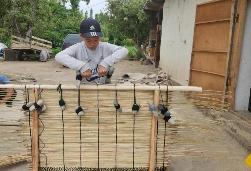 هاستل Guesthouseamir