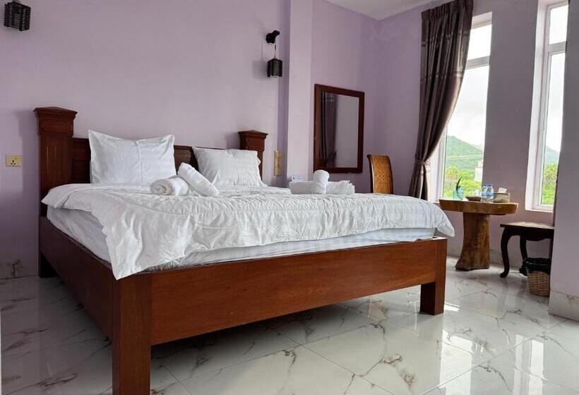 Общежитие Ocean Breeze At Kep