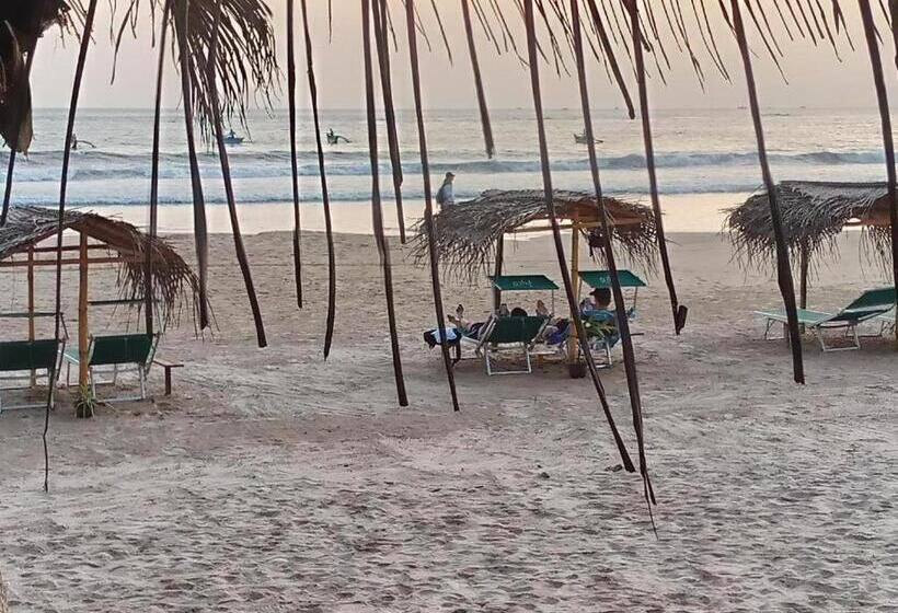 Amaya Beach Hotel Dikwella