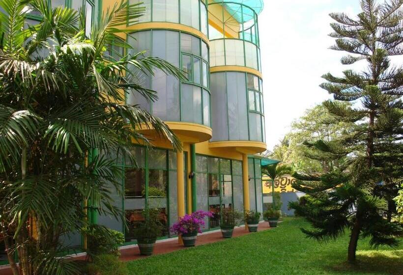 Amaya Beach Hotel Dikwella