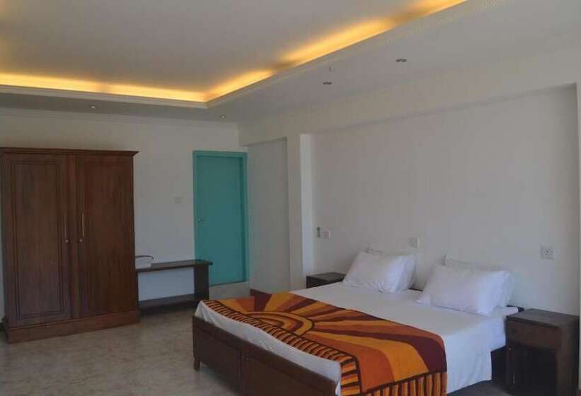 Amaya Beach Hotel Dikwella