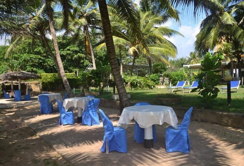 Amaya Beach Hotel Dikwella