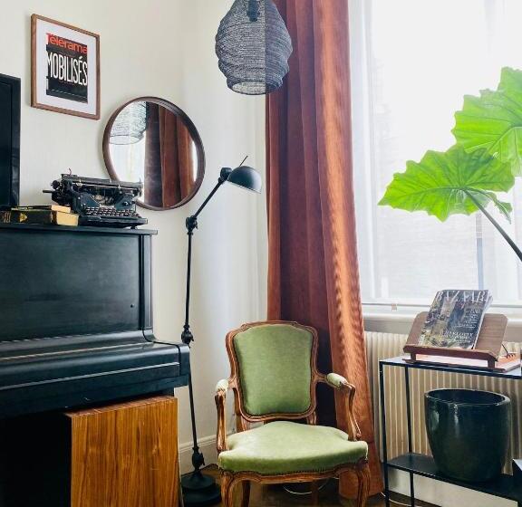 住宿加早餐  Aux3maisons