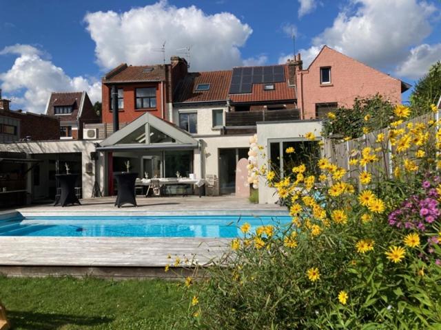 住宿加早餐  Aux3maisons