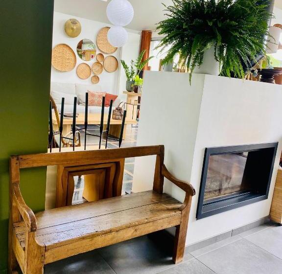 住宿加早餐  Aux3maisons