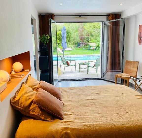 住宿加早餐  Aux3maisons