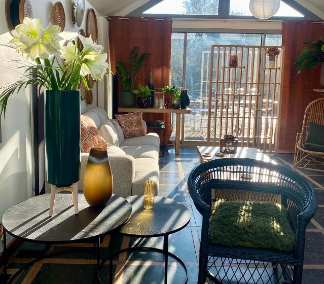 住宿加早餐  Aux3maisons