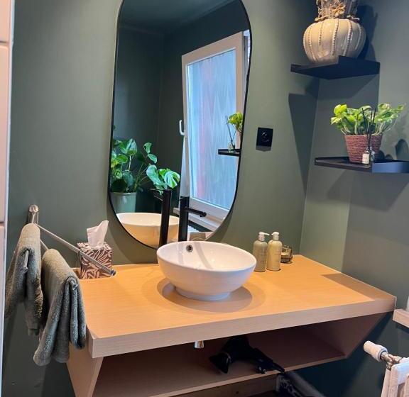 ベッドアンドブレックファースト Maison Grandjean