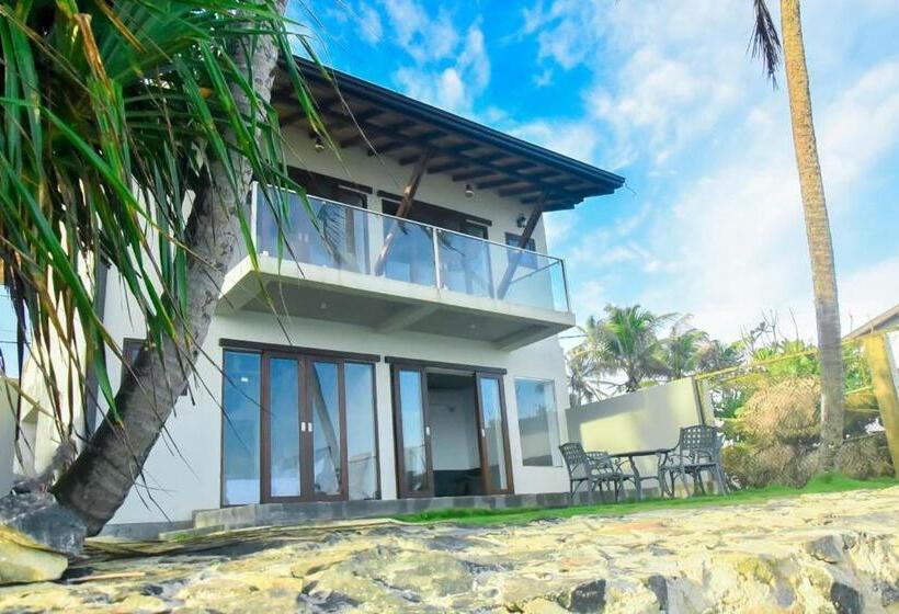 민박 Surfside Serenity