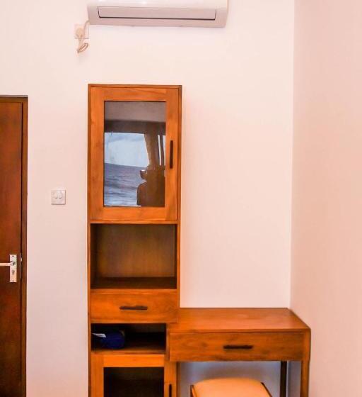 민박 Surfside Serenity