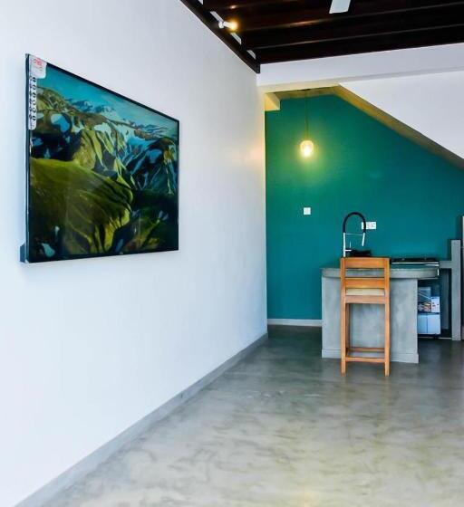 민박 Surfside Serenity