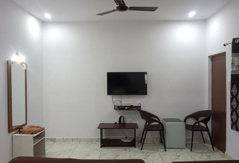 Green Island Nature Resort With Swimming Pool