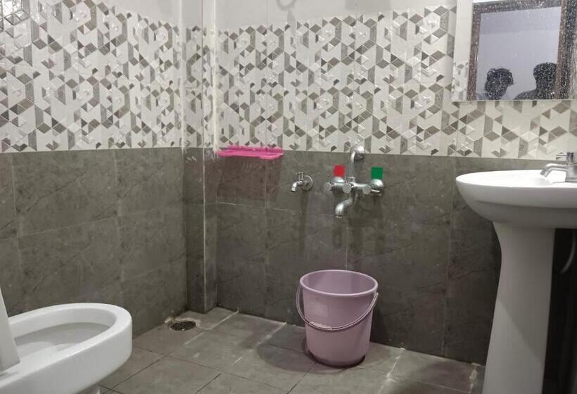 Green Island Nature Resort With Swimming Pool