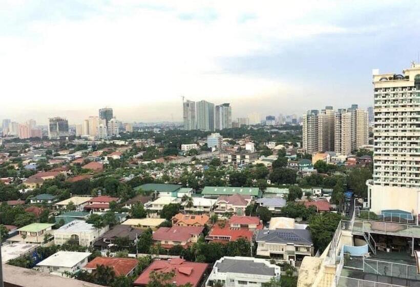 Greenhills 1br Lower Penthouse W Panoramic View