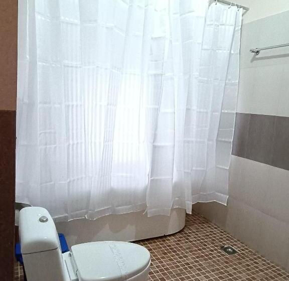 Hillview Beach Resort