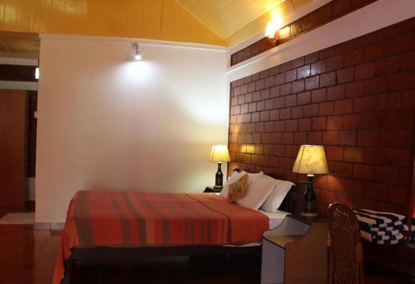 Hillview Beach Resort