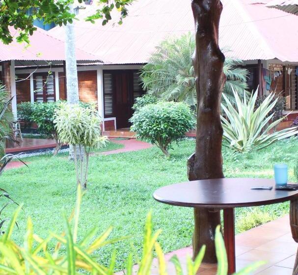 Hillview Beach Resort