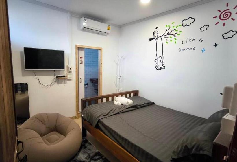 Szálloda เชียงคาน ฮักเลย ฮักกัญ โฮมสเตย์   ຊຽງຄານ ຮັກເລີຍ ຮັກກັນ ໂຮມສະເຕ Chiang Khan Hugloei Hugkan Homestay