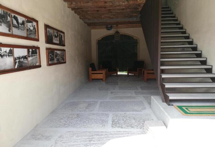 Отель Agriturismo Villa Di Modolo Cortile Della Latteria