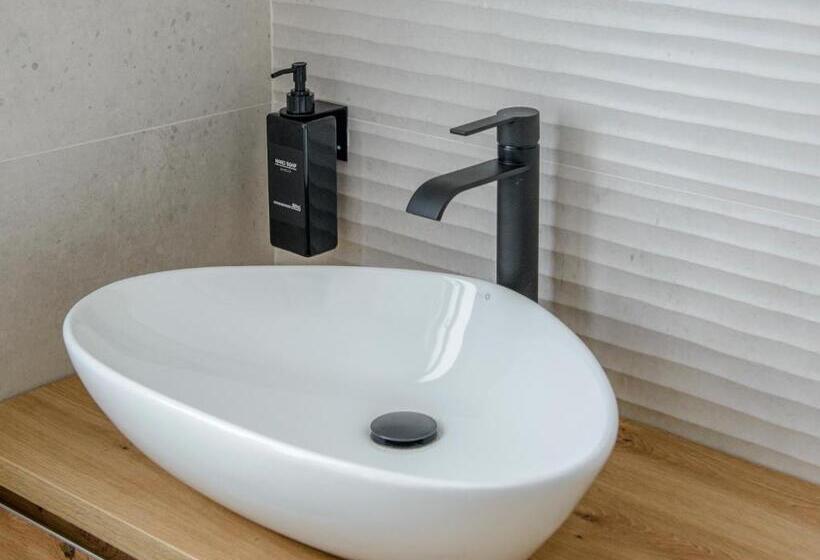 בית מלון כפרי Antonella Suites