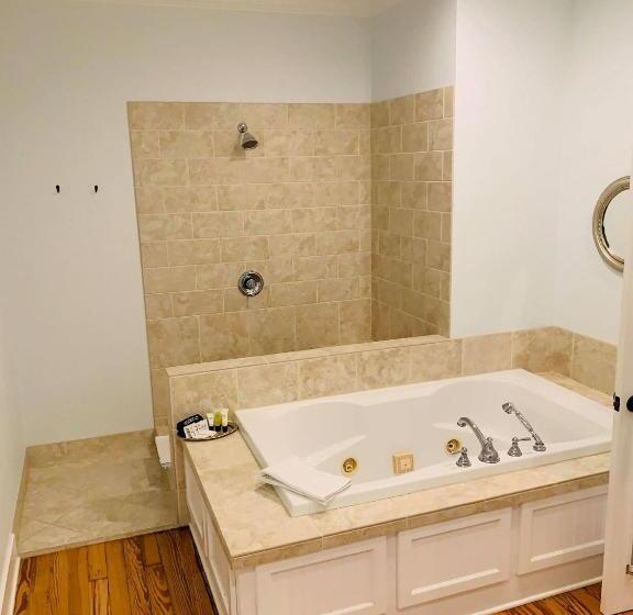 酒店 Emigrant S Inn