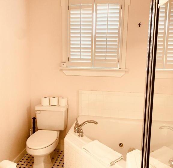 酒店 Emigrant S Inn