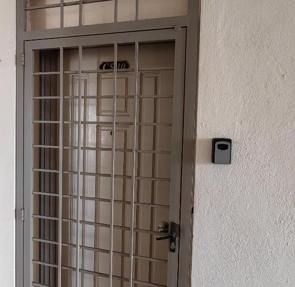 בית מלון כפרי Leisure Homestay Glory Beach