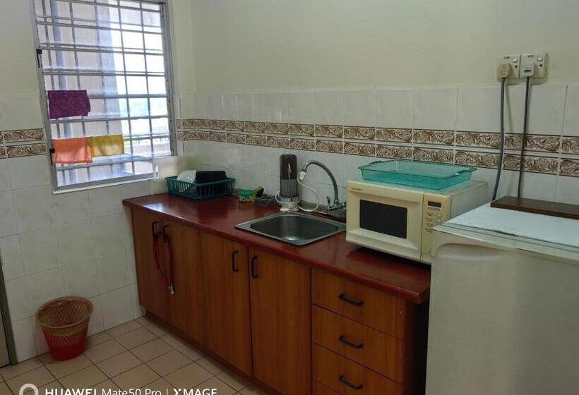 בית מלון כפרי Leisure Homestay Glory Beach