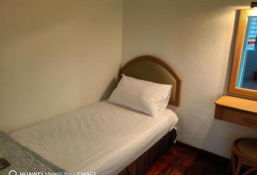 בית מלון כפרי Leisure Homestay Glory Beach