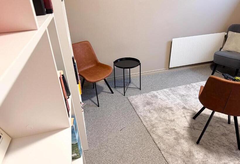 Отель My Hostel Lidköping