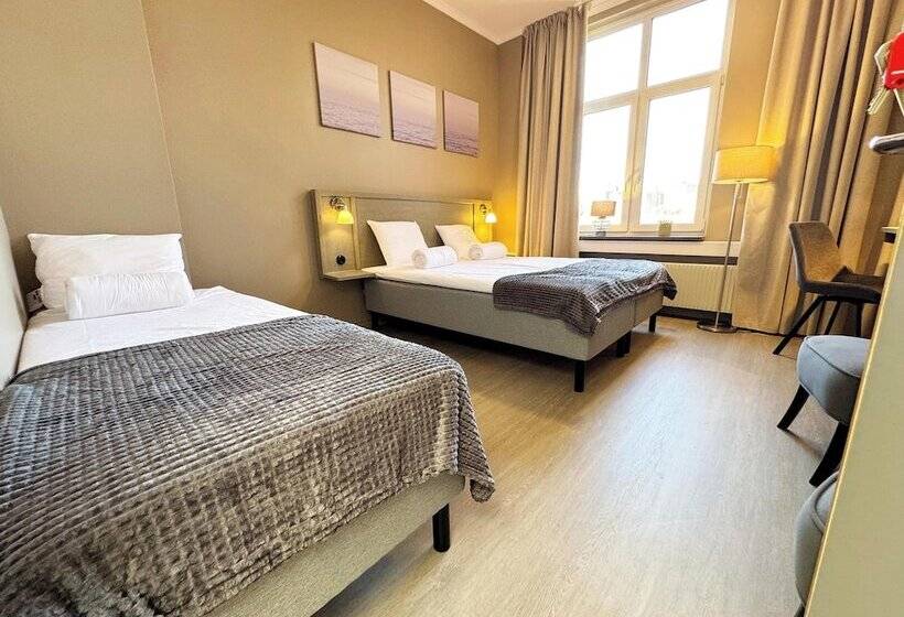 Отель My Hostel Lidköping