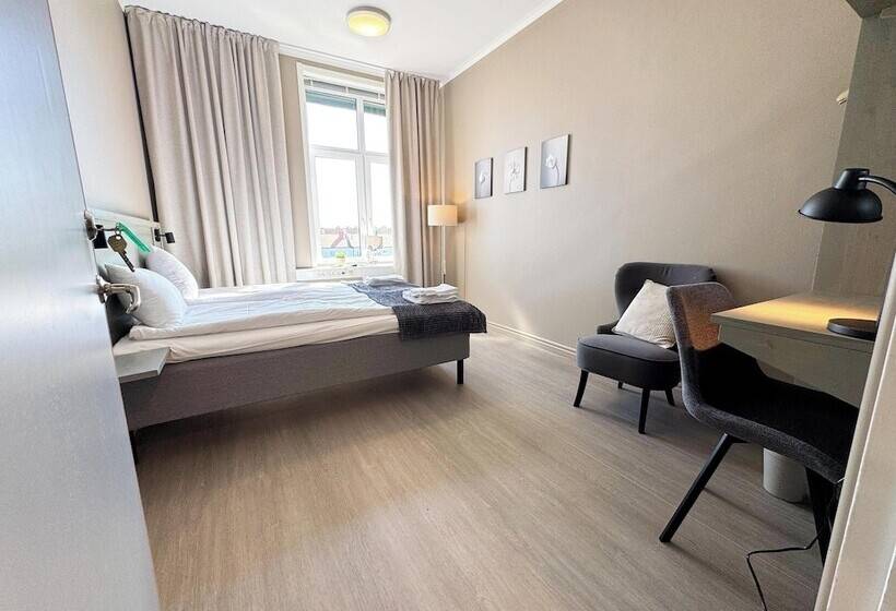 Отель My Hostel Lidköping