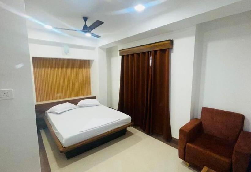 בית מלון כפרי New Sagar Residency Inn