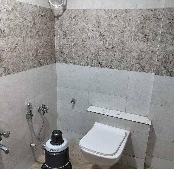 בית מלון כפרי Nr Nayan Residency