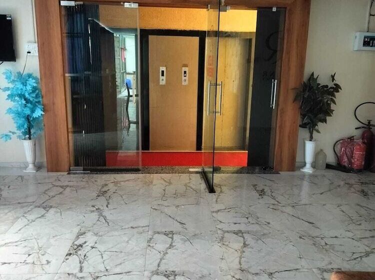 בית מלון כפרי Nr Nayan Residency