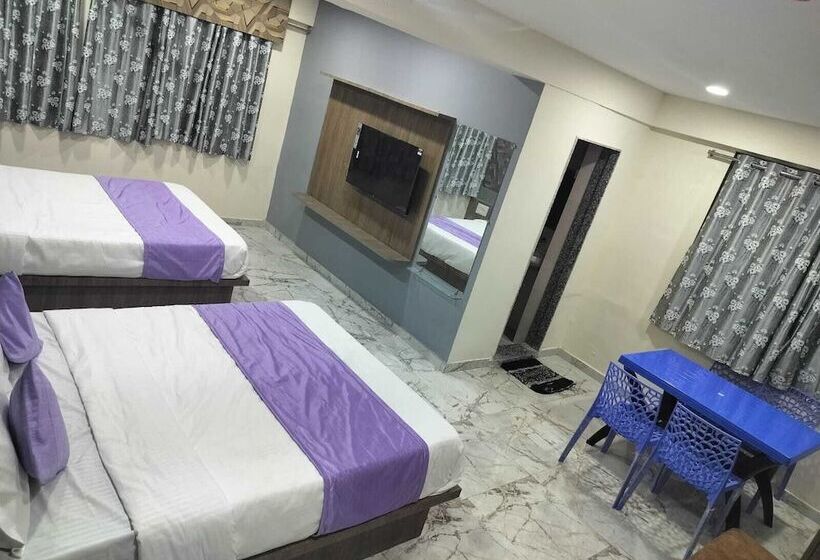 בית מלון כפרי Nr Nayan Residency